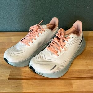 AltraFWD Experience Road-Running Shoes - Women's. Size 8.5